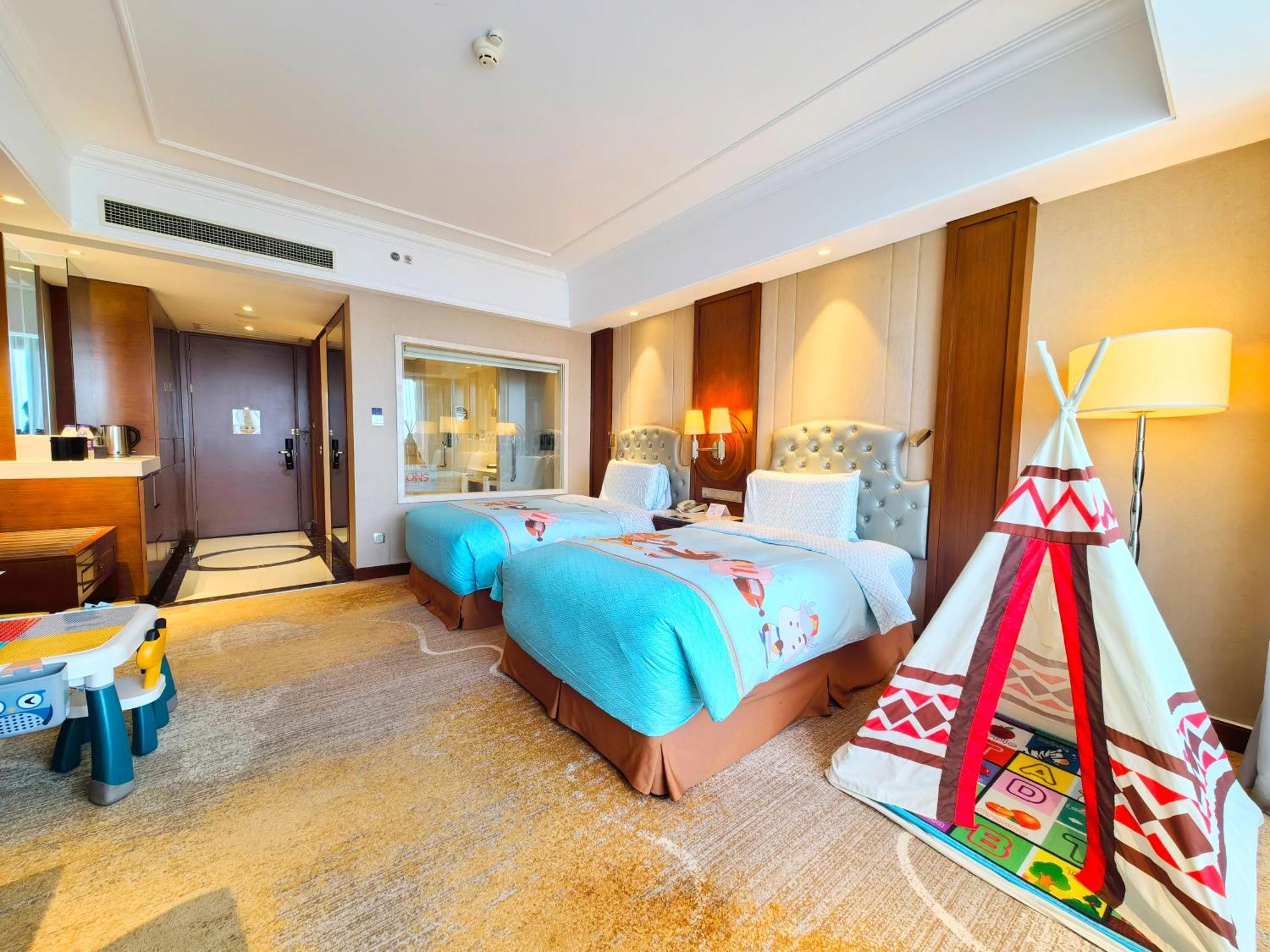 Doubletree By Hilton Ningbo - Chunxiao Hotel Eksteriør billede