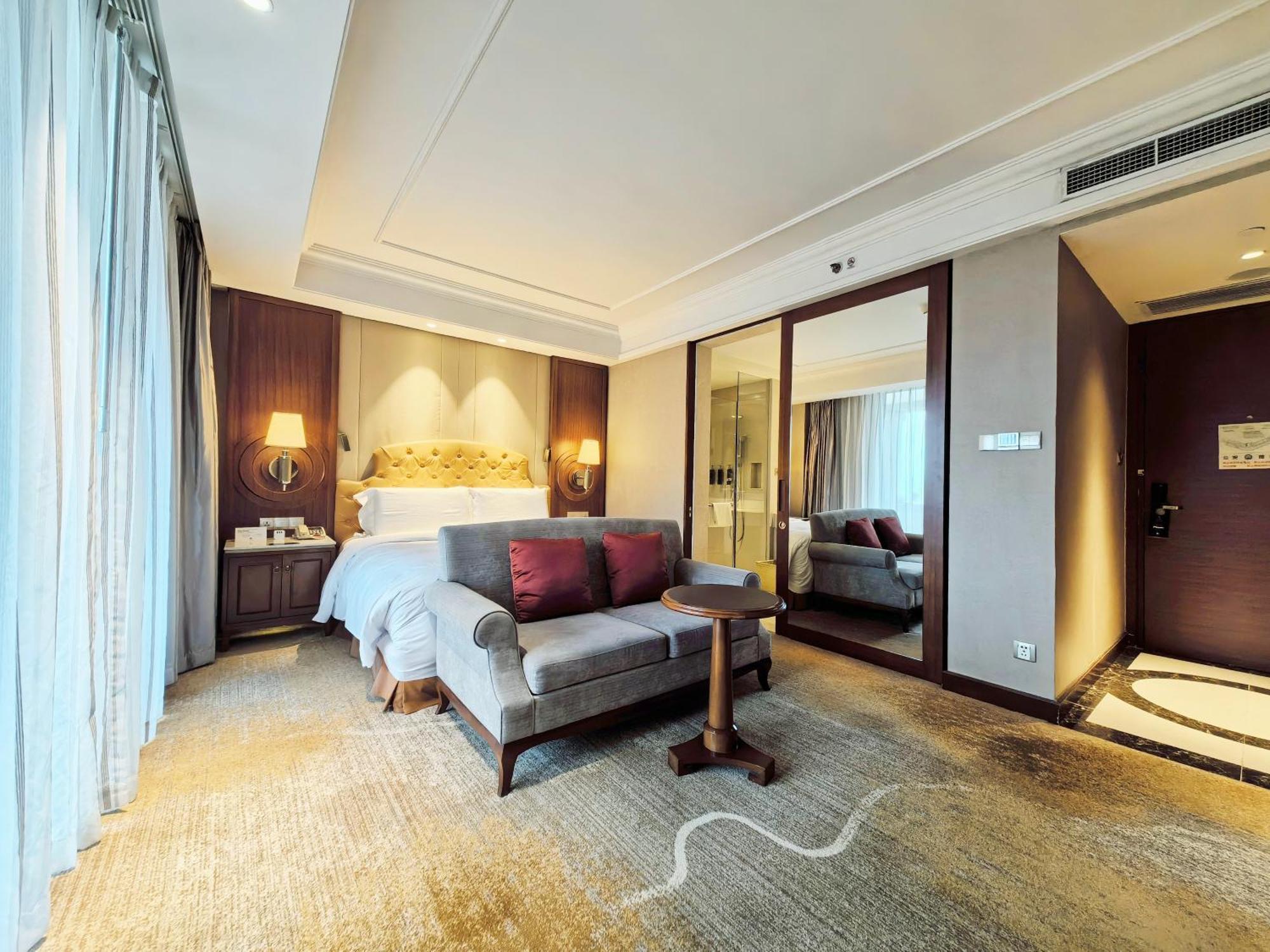 Doubletree By Hilton Ningbo - Chunxiao Hotel Eksteriør billede