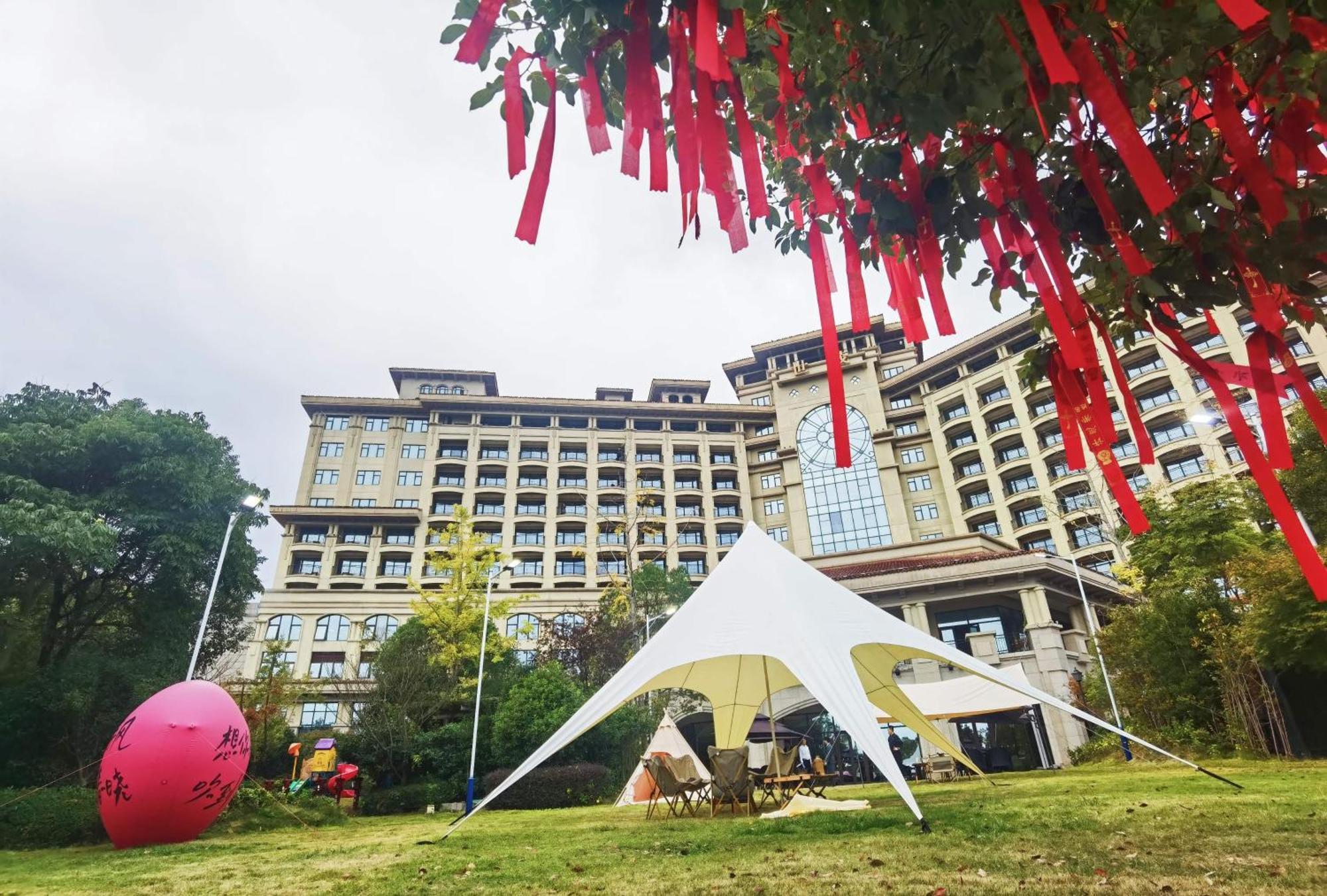 Doubletree By Hilton Ningbo - Chunxiao Hotel Eksteriør billede