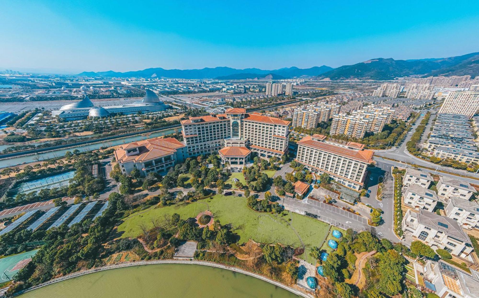 Doubletree By Hilton Ningbo - Chunxiao Hotel Eksteriør billede